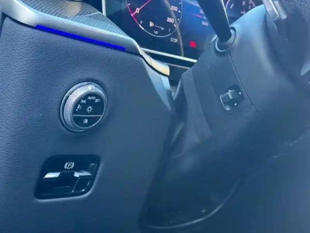 Mercedes Glc 300 de hybrid eq 4matic am — photo 19