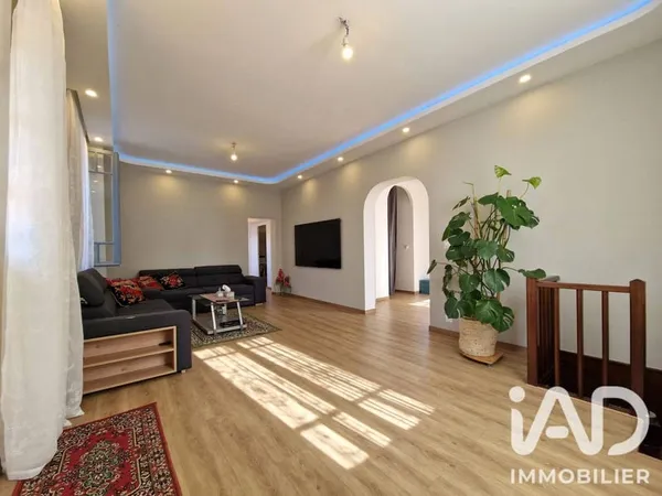 Maison 7 pièces 146 m²