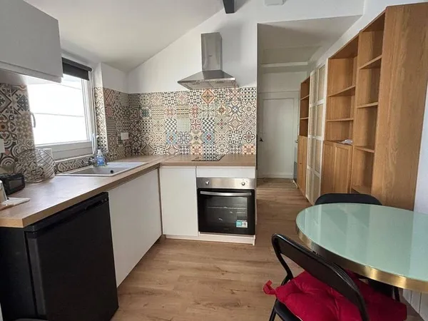 Studio 1 pièce 24 m²