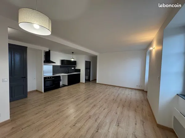 Appartement 2 pièces 57 m2 - Saint Genix Sur Guiers