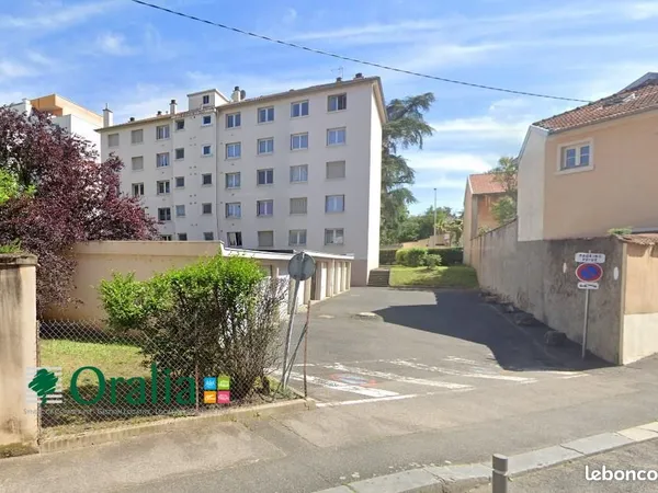 Garage / box 12 m² VILLEFRANCHE SUR SAONE