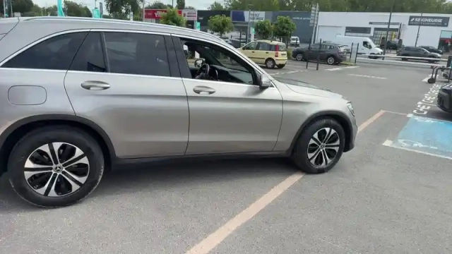 Mercedes Glc 220 d 9g-tronic 4matic — photo 6