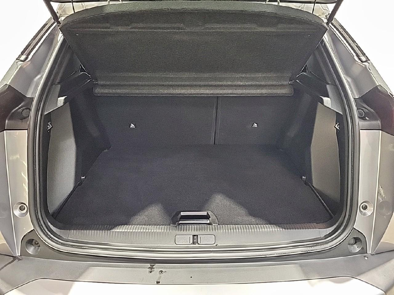 Peugeot 2008 hybrid 145 e-dcs6 allure — photo 14