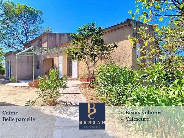 Villa 10 pièces 277 m²