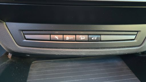 BMW X6 M xDrive 4.4 V8 555 BVA - M – 2010 – 161839 km – Essence – Boîte Automatique — photo 11