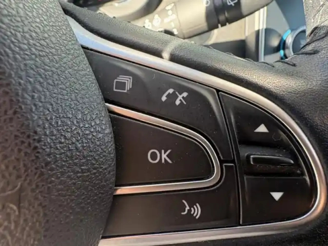 Renault Scenic iv zen energy tce 130 — photo 29