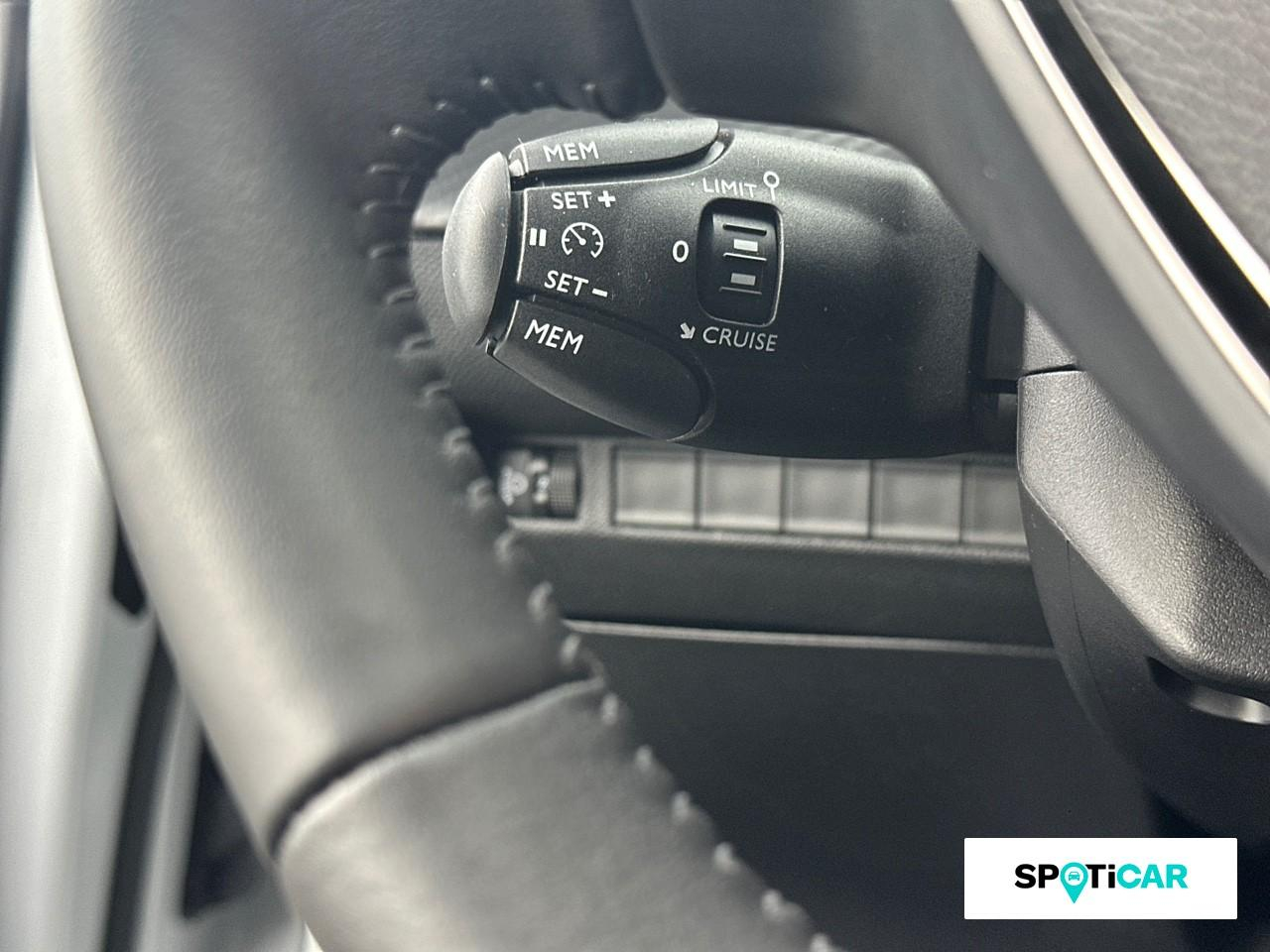 Peugeot 208 1.2 100ch s&s style — photo 18