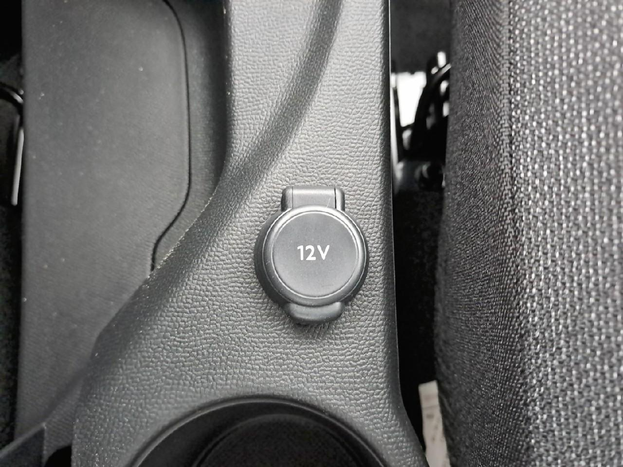 Peugeot 208 100 s&s bvm6 style — photo 29