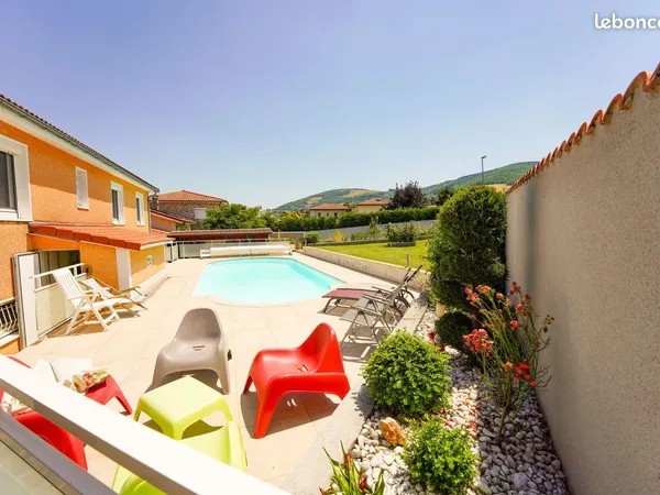 Propriété 7 pièces 134 m²