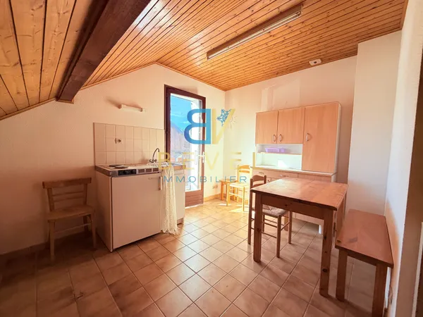(73) ALBIEZ-MONTROND - Studio 25,30m2 - 3ème étage - Balcon