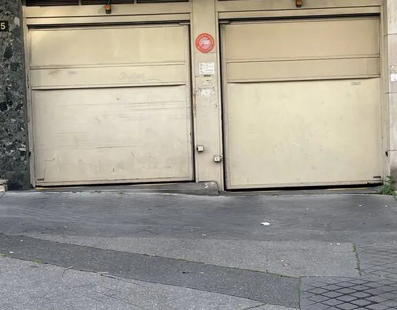 Garage/Parking