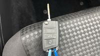 Volkswagen T-Cross 1.0 TSI 110ch Active — photo 16