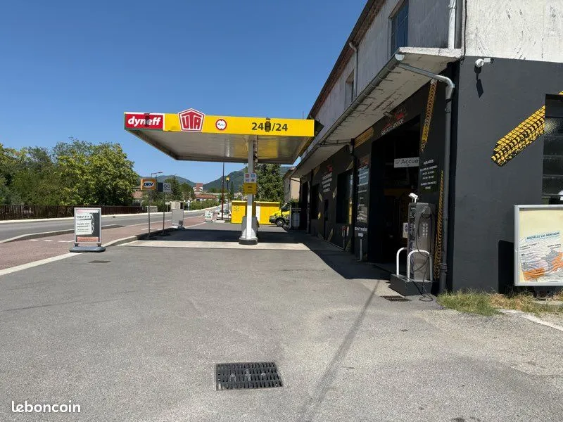 Photo 1