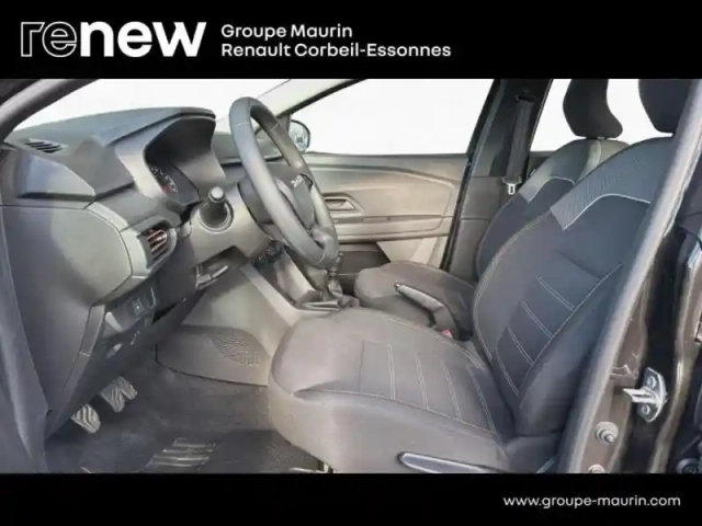 Dacia Sandero 1.0 eco-g 100ch stepway essential — photo 11