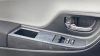 Toyota Yaris 100 VVT-i Dynamic 5p — photo 19