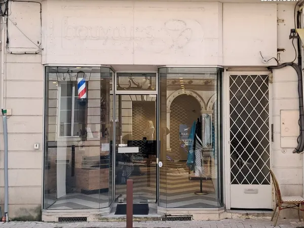 Local commercial ou Bureau- Centre-Ville Marmande