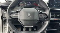 Peugeot 208 1.2 PureTech 100ch S&S Style — photo 12