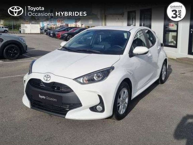 Toyota YARIS Toyota Yaris 116h Dynamic Business  5p MC24