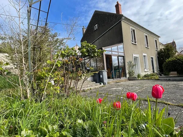 Belle maison à vendre en exclusivité, gare à pied