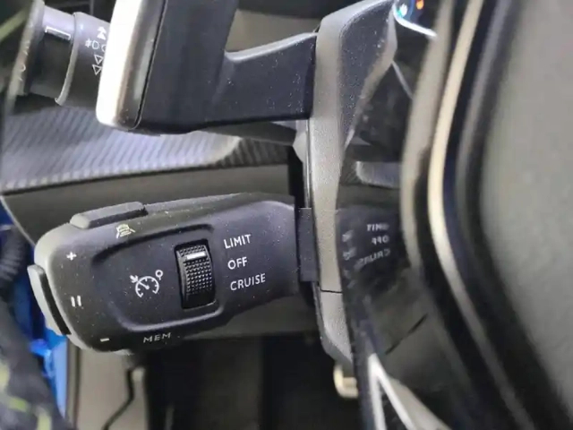 Peugeot 2008 puretech 155 s&amp;s eat8 — photo 30