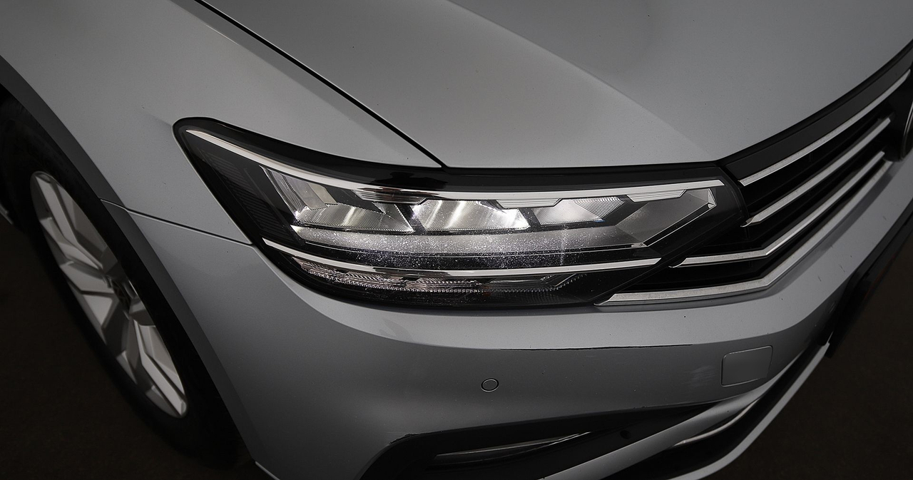 Volkswagen Passat SW — photo 15