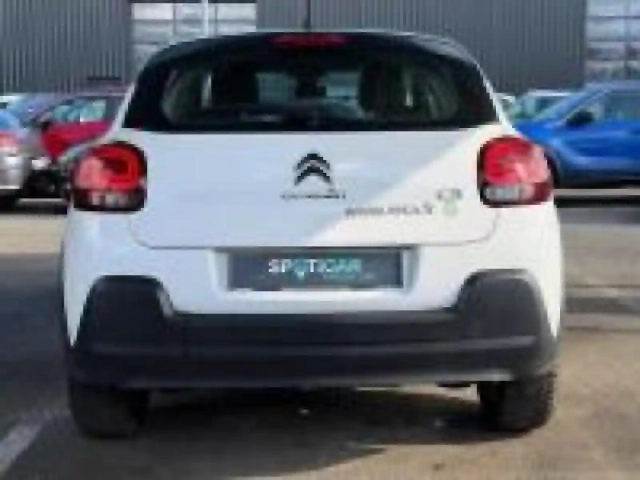 Citroën C3 1.5 bluehdi 100ch s&amp;s shine business e6.d — photo 4