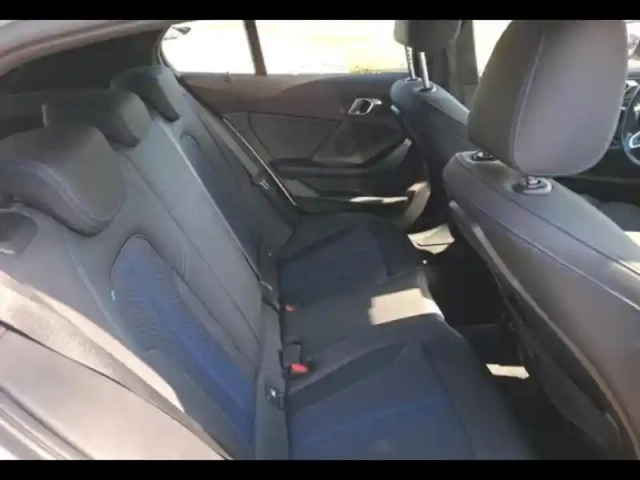 Bmw Serie 1 série 1 118ia 136ch m sport dkg7 — photo 4