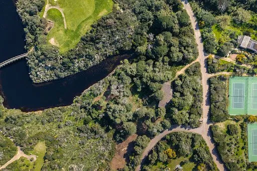 Terrain 10000 m²