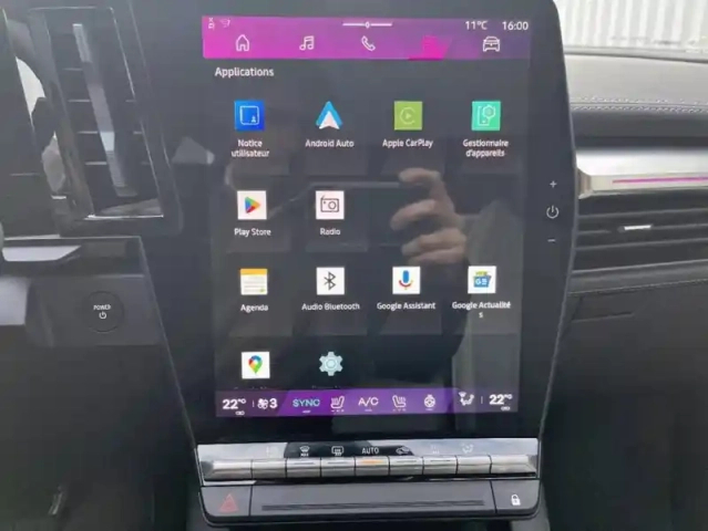 Renault Scenic 220 ch grande autonomie techno iconic 5p — photo 17