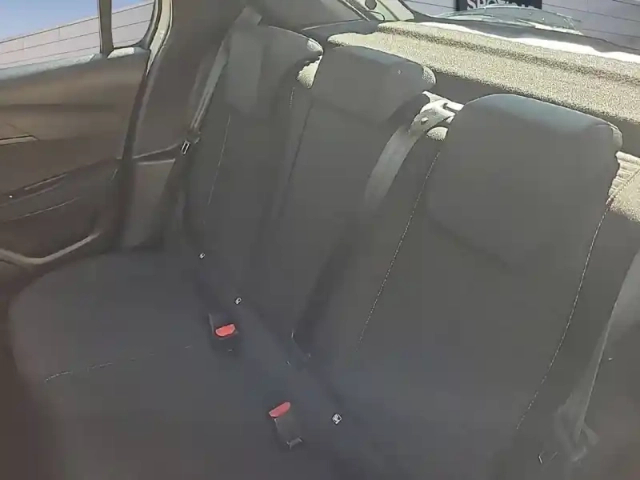 Peugeot 208 puretech 100 s&amp;s bvm6 — photo 10