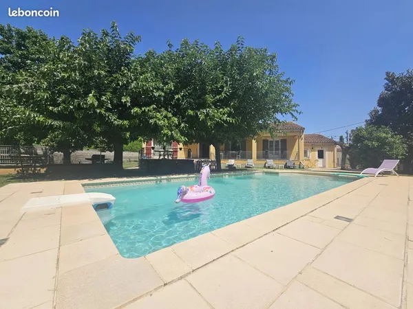Villa 6 pièces 172 m²
