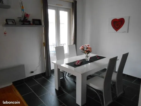Loue bel appartement de 88m2 quartier de Siam