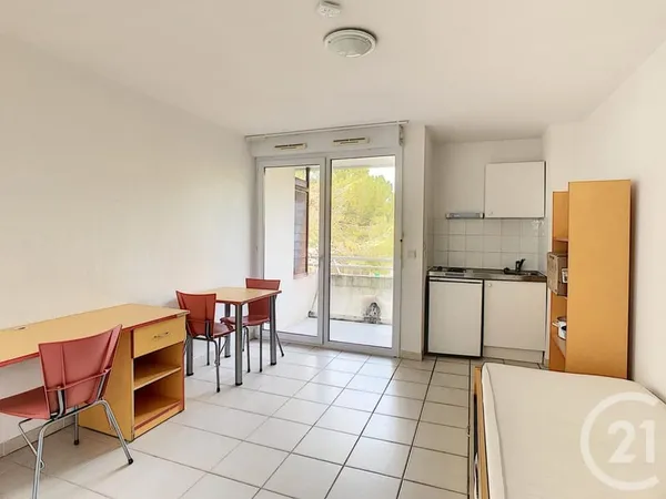 Studio 1 pièce 20 m²