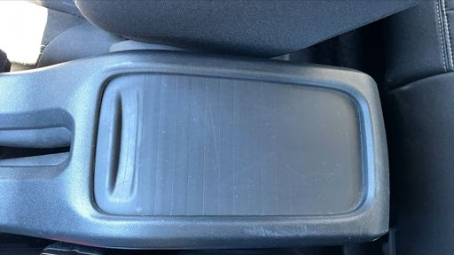 Peugeot 2008 1.6 BlueHDi 75 - Active – 2018 – 99354 km – Diesel – Boîte Manuelle — photo 14