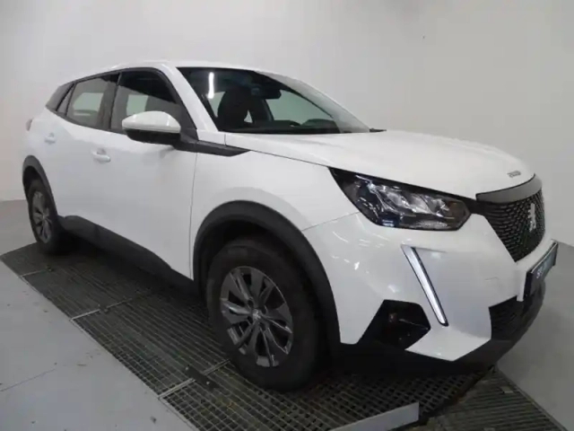 Peugeot 2008 1.2 puretech 130ch s&amp;s active business eat8 7cv — photo 3