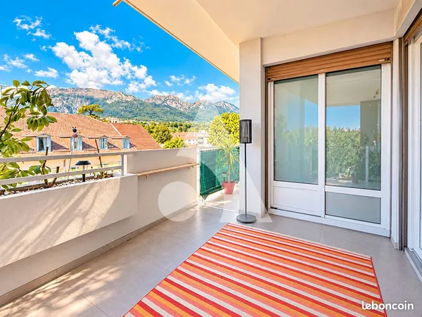 Appartement 4 pièces 84 m²