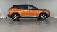 Peugeot 2008 1.2 PureTech 130ch S&S GT EAT8 — photo 4