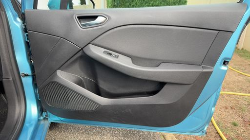 Renault Clio 1.0 SCe 75 - Zen – 2019 – 20802 km – Essence – Boîte Manuelle — photo 39