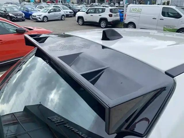 Abarth 600 e 240 ch — photo 22