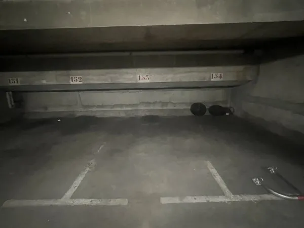 Parking 10 m²