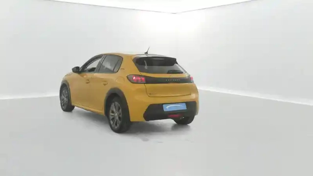 Peugeot 208 electrique 50 kwh 136ch — photo 12