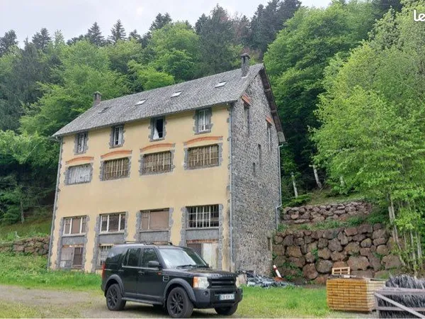 Maison, garage dépôt terrain Le Mont-Dore