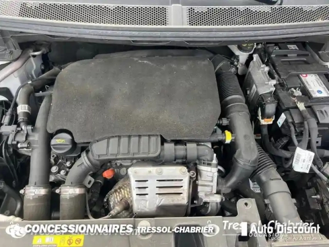 Peugeot 3008 1.2 puretech 130ch s&amp;s eat6 allure — photo 7
