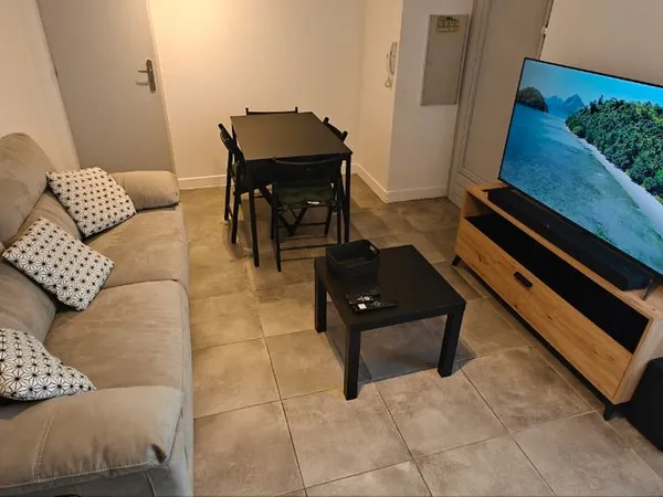 T2 résidence privée st Martin d'hères meublé