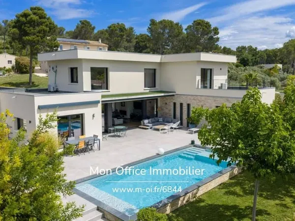 Maison 5 pièces 201 m²