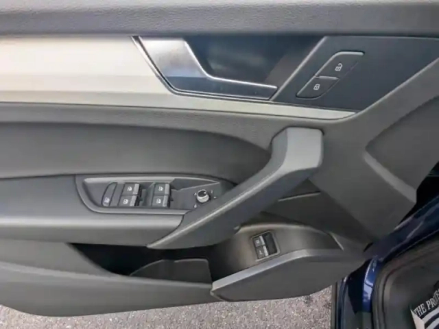 Audi Q5 sportback 55 tfsi e 367ch s line quattro s tronic 7 — photo 12