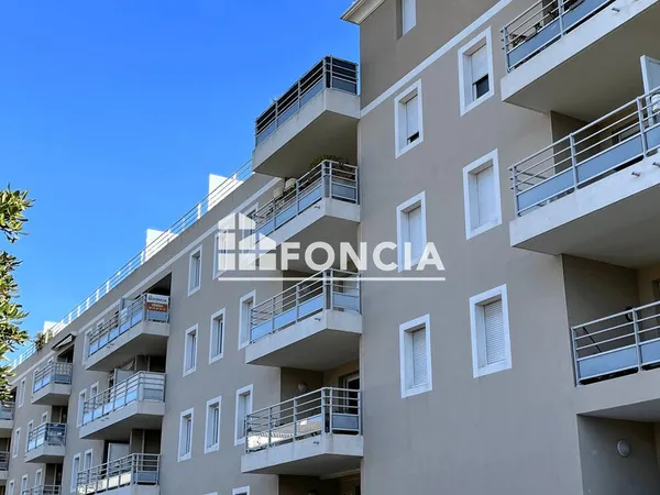 PORTE MARINE 🏡 ✨ T2 lumineux avec vue dominante - Résidence récente avec ascenseur ✨