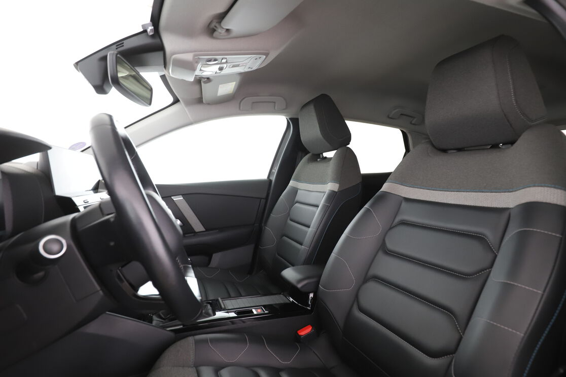 Citroen C4 1.2 PureTech Shine BV6 — photo 9