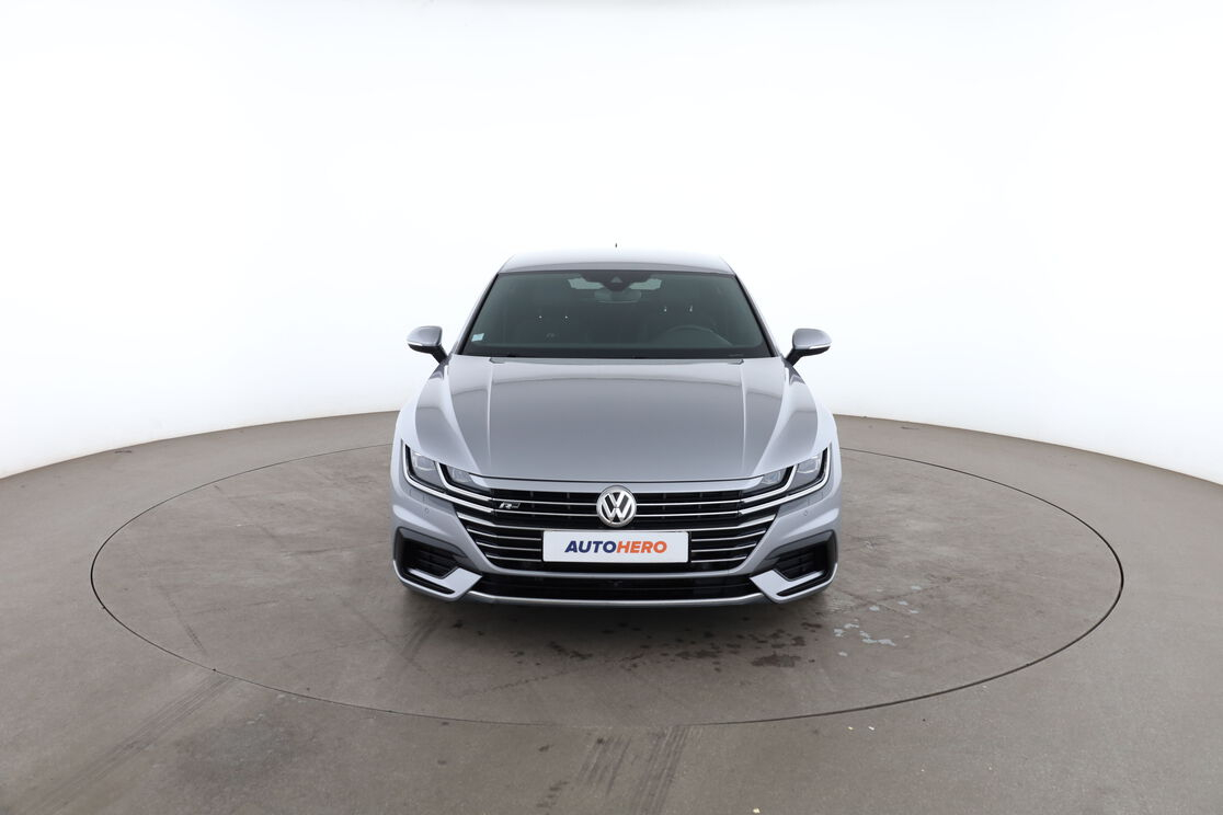 Volkswagen Arteon 2.0 TDI R-Line DSG7 — photo 8