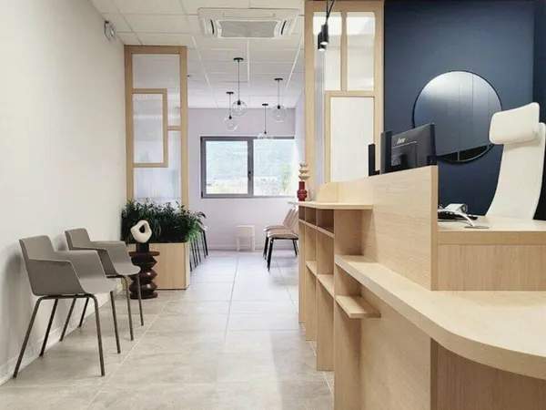 Bureaux 1 pièce 186 m²